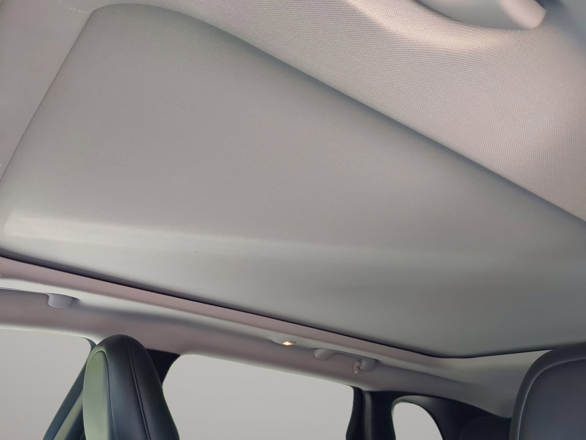 2020 Light Brownstone Pearlcoat Jeep Cherokee Limited 4X4 SUV