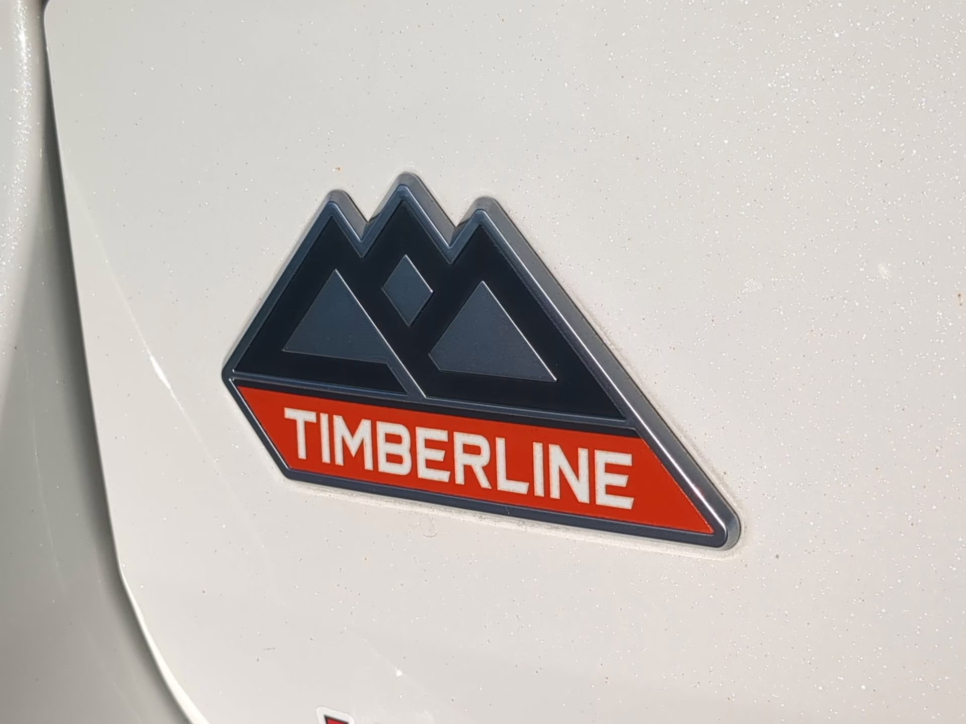 2023 Star White Metallic Tri-Coat Ford Explorer Timberline 4X4 SUV