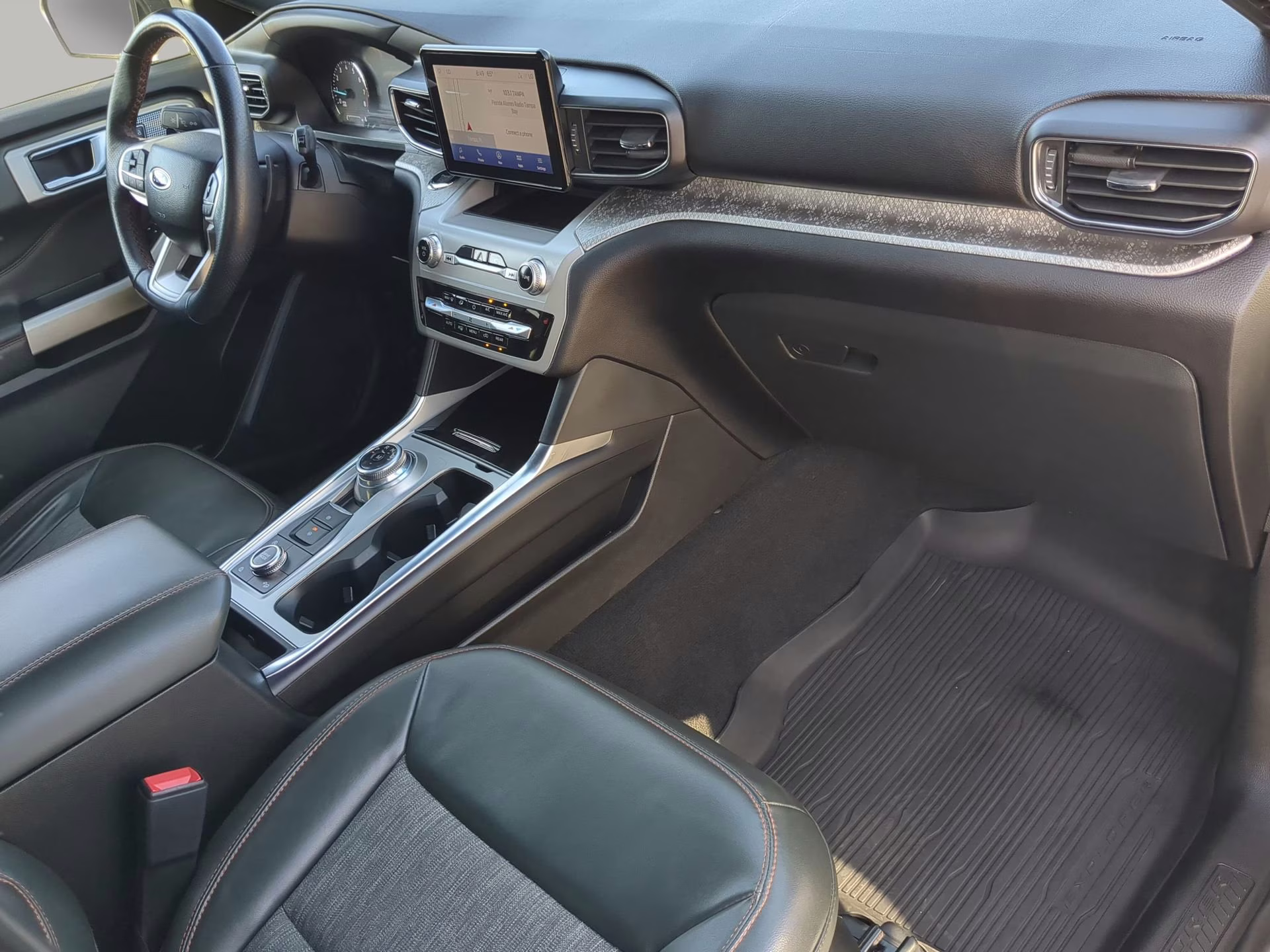 2023 Star White Metallic Tri-Coat Ford Explorer Timberline 4X4 SUV