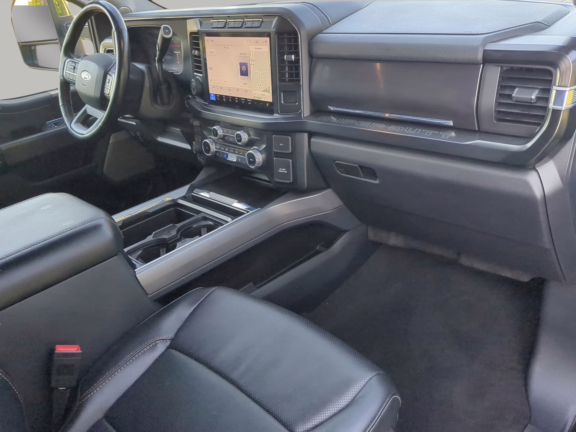 2023 Iconic Silver Metallic Ford Super Duty F-250 SRW LARIAT Crew Cab Pickup 4X4 Truck