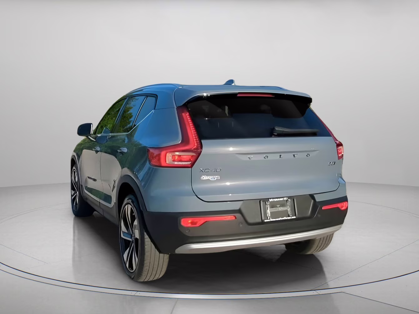 2023 Thunder Gray Metallic Volvo XC40 Plus Bright Theme AWD SUV