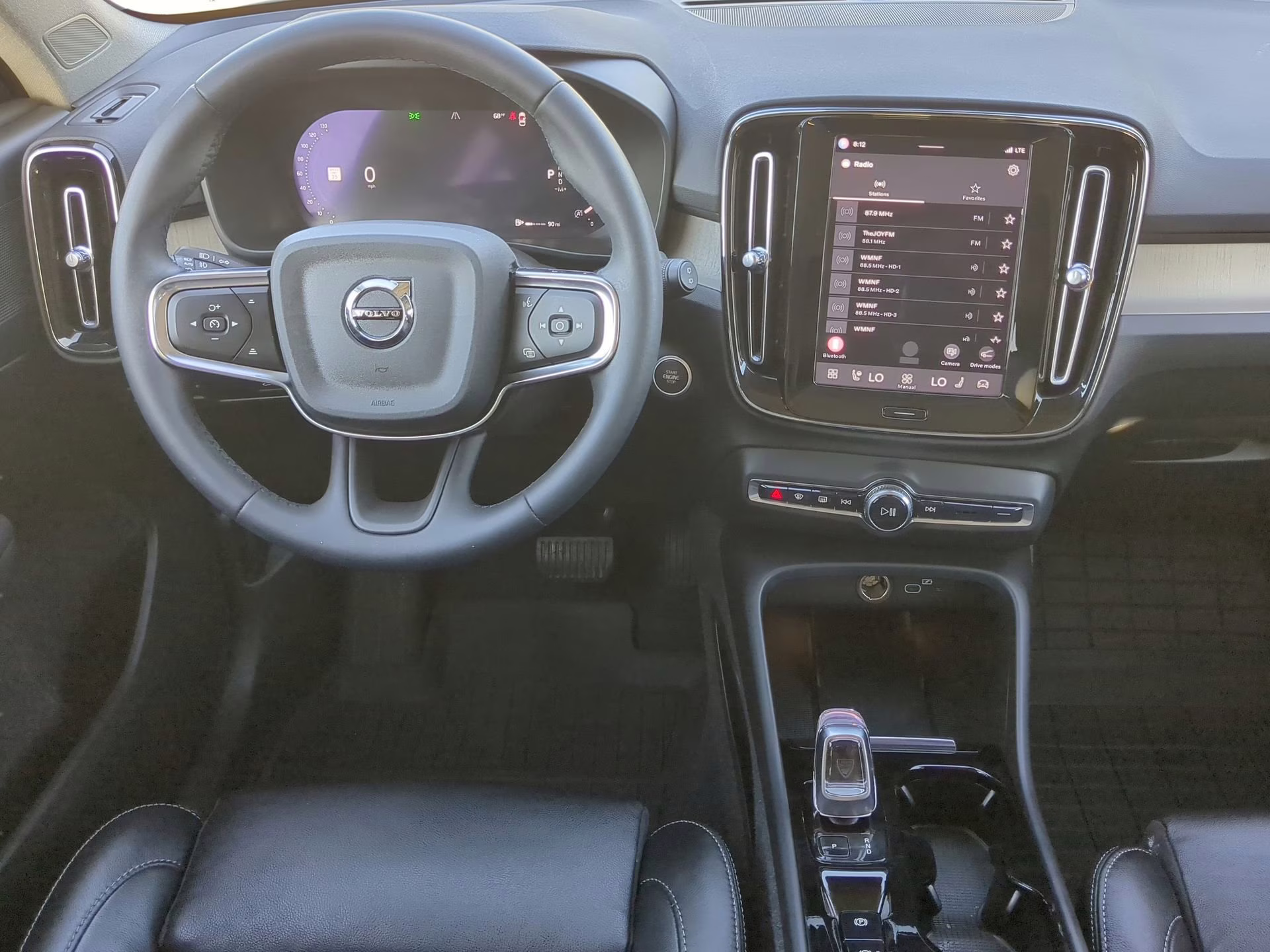 2023 Thunder Gray Metallic Volvo XC40 Plus Bright Theme AWD SUV