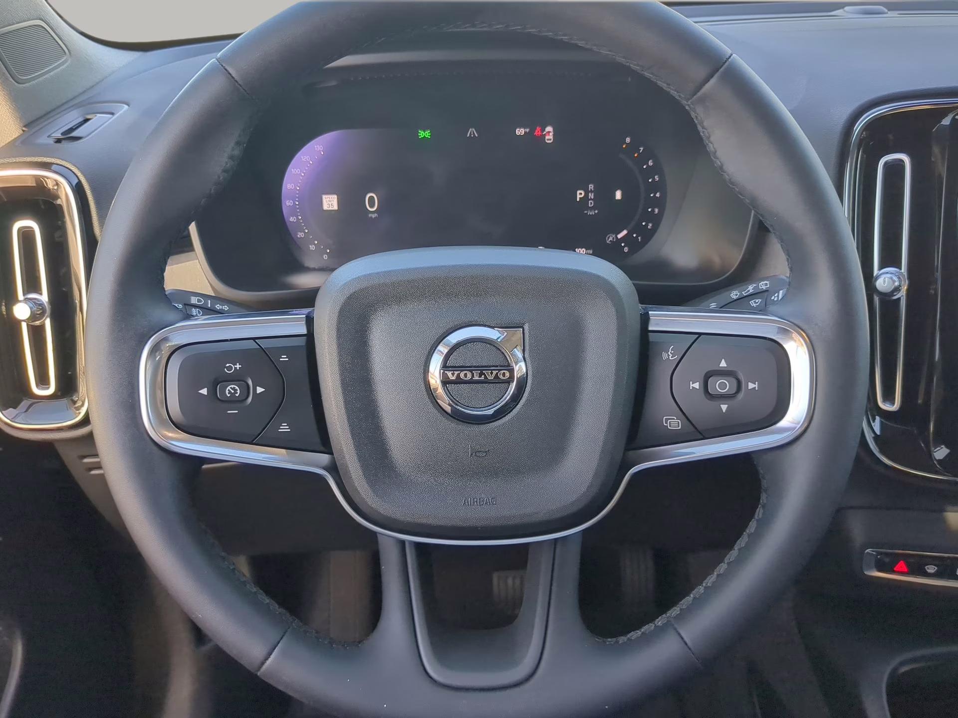 2023 Thunder Gray Metallic Volvo XC40 Plus Bright Theme AWD SUV