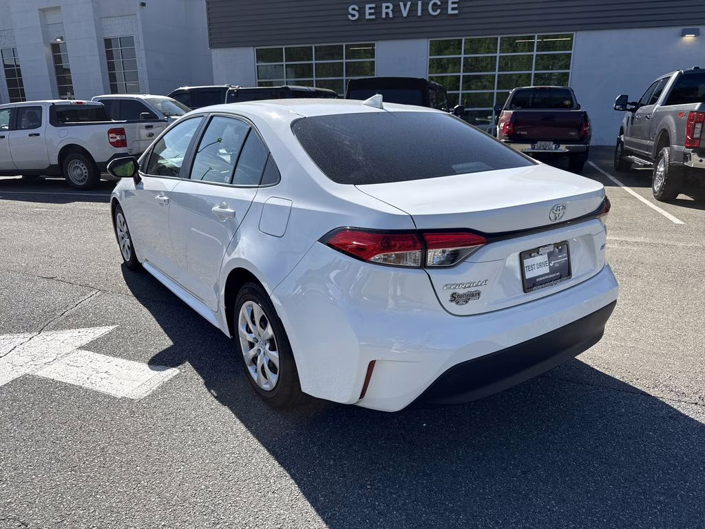 2024 Wind Chill Pearl Toyota Corolla LE FWD Sedan