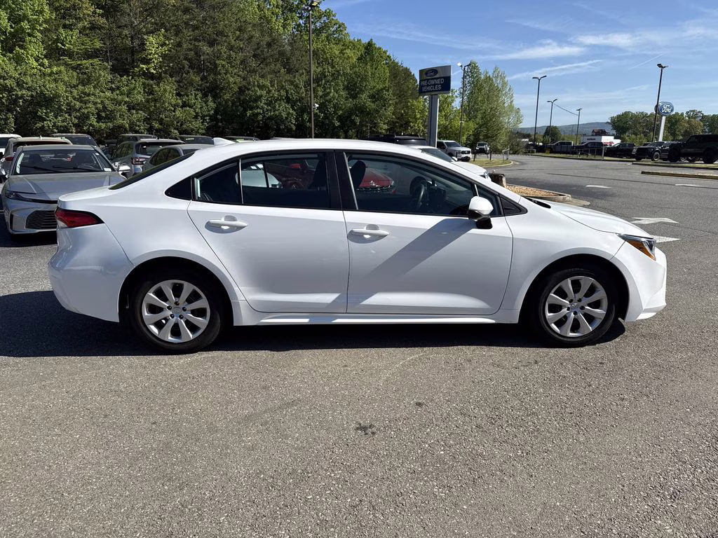 2024 Wind Chill Pearl Toyota Corolla LE FWD Sedan