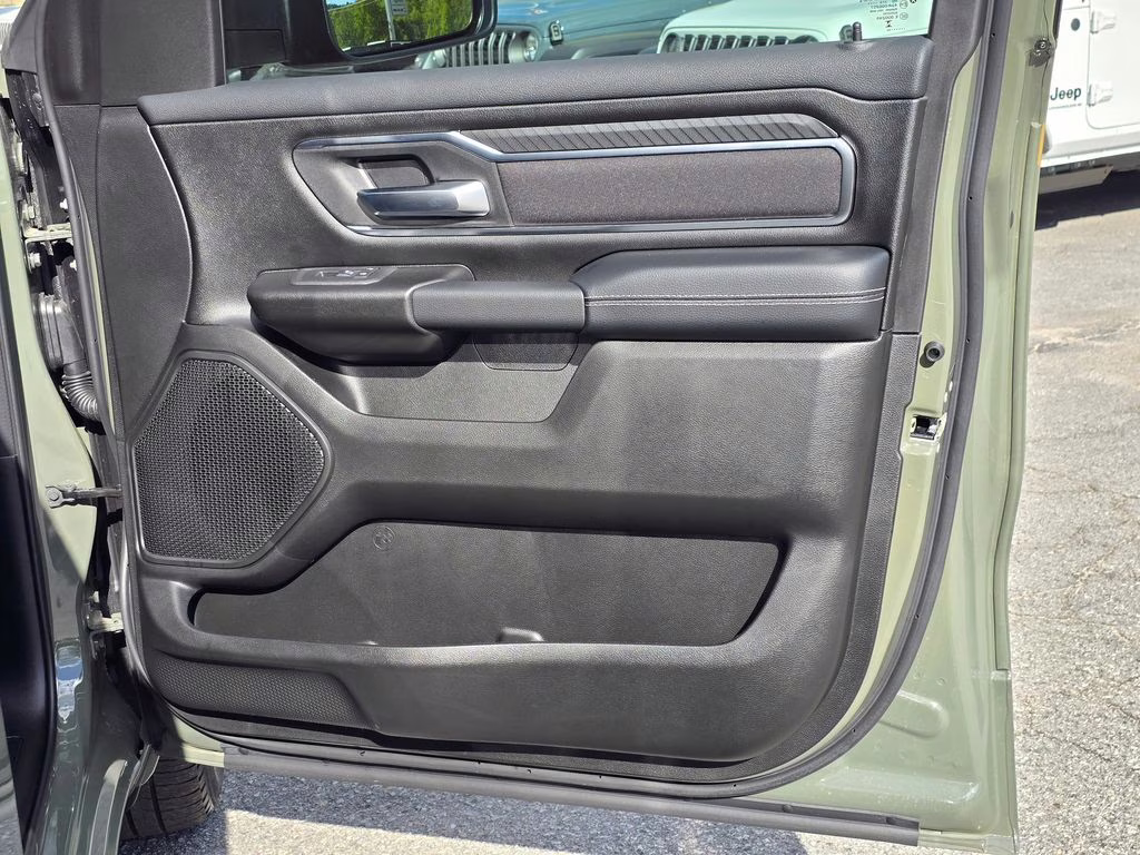 2026 Canyon Lake Ram 1500 Big Horn/Lone Star 4X4 Truck