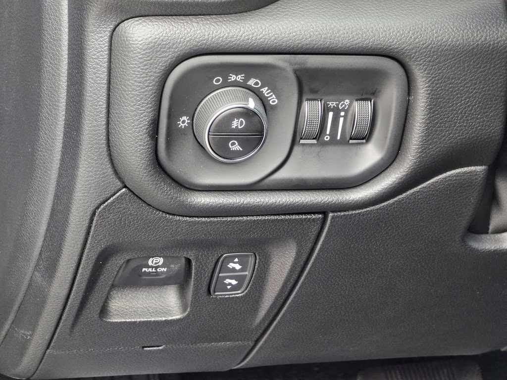 2026 Canyon Lake Ram 1500 Big Horn/Lone Star 4X4 Truck