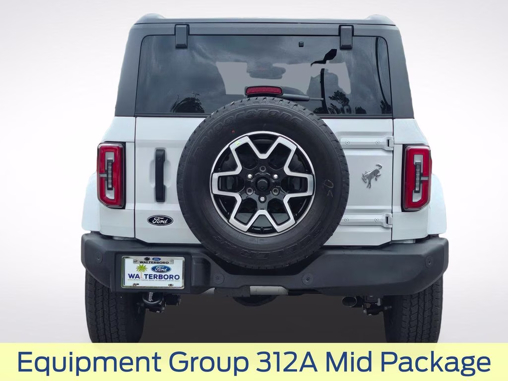 2026 Oxford White Ford Bronco Outer Banks 4X4 SUV