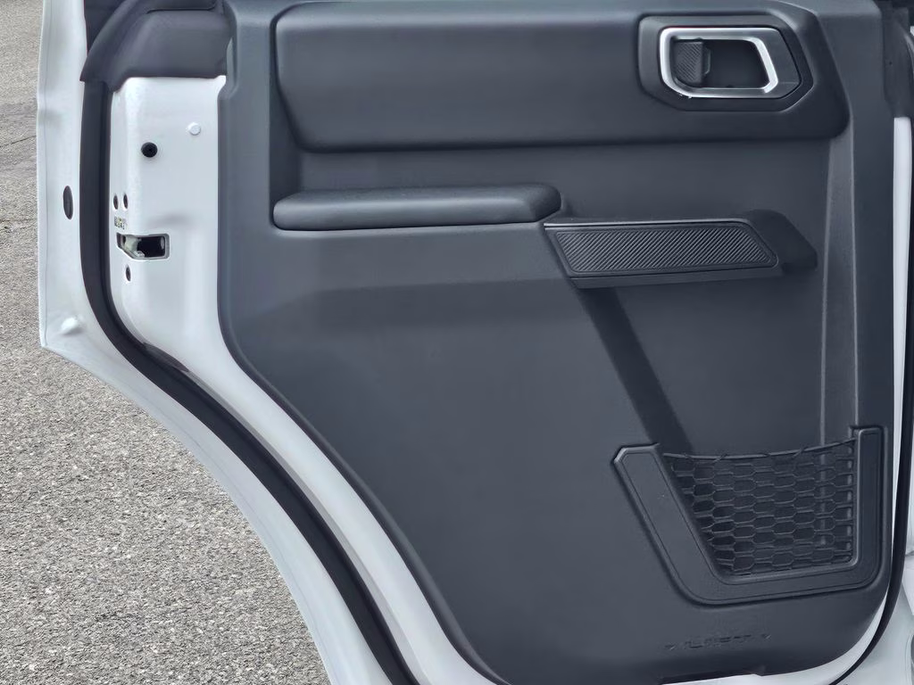 2026 Oxford White Ford Bronco Outer Banks 4X4 SUV