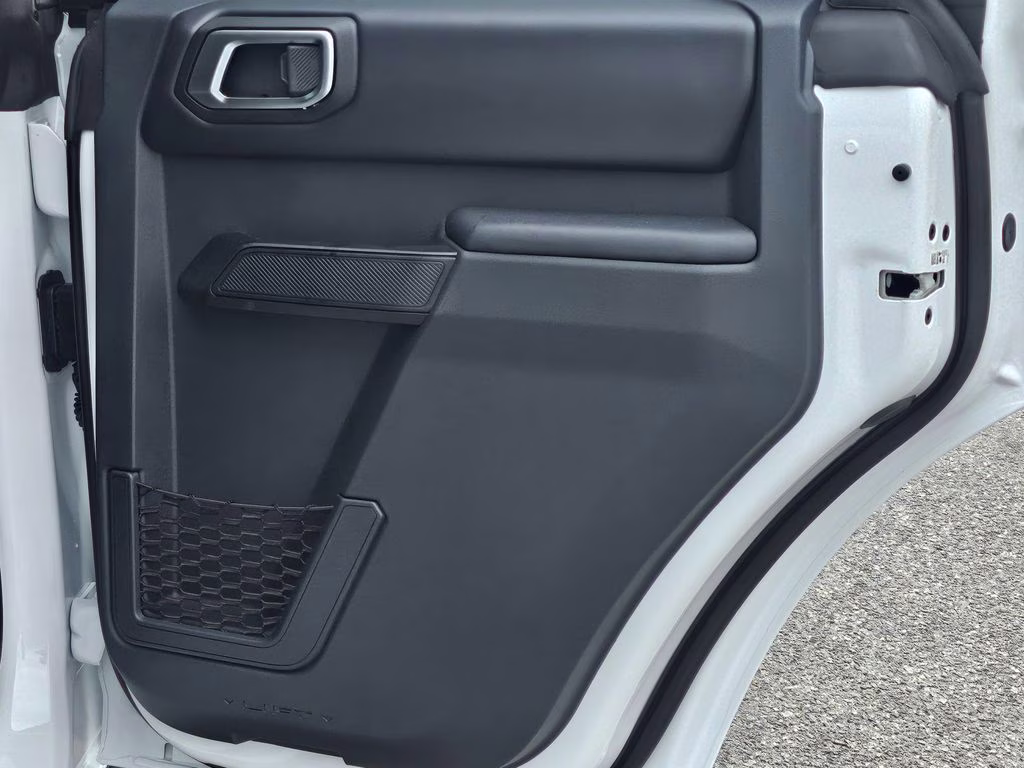 2026 Oxford White Ford Bronco Outer Banks 4X4 SUV