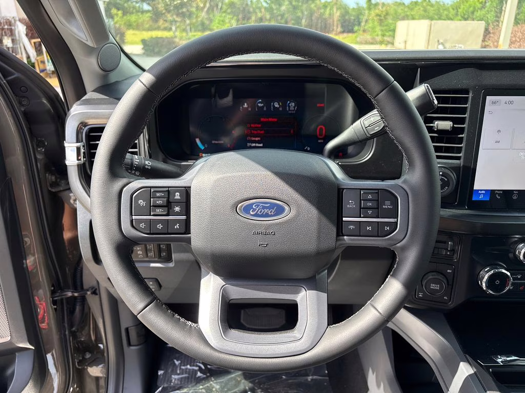 2026 Gray Ford Super Duty F-250 SRW Lariat 4X4 Truck
