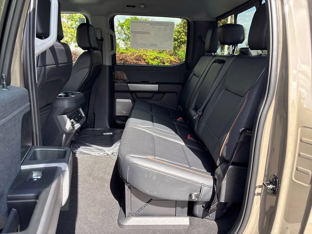 2026 Gray Ford Super Duty F-250 SRW Lariat 4X4 Truck