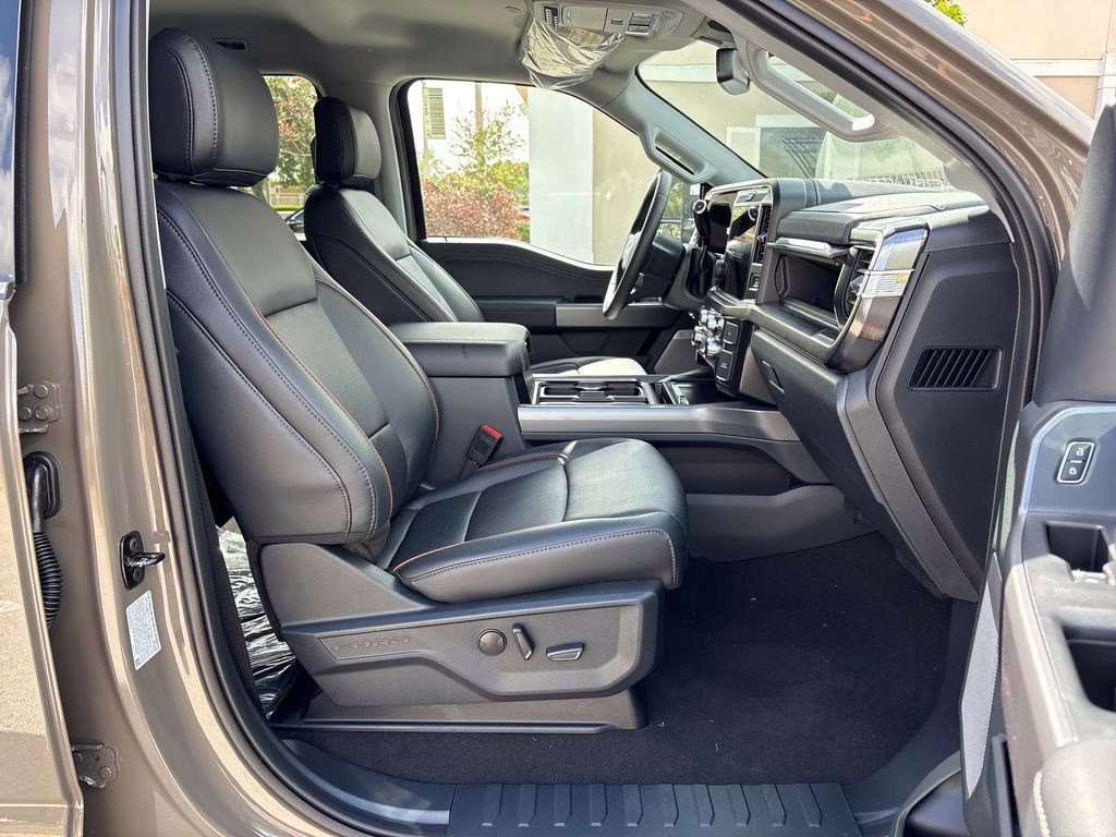 2026 Gray Ford Super Duty F-250 SRW Lariat 4X4 Truck