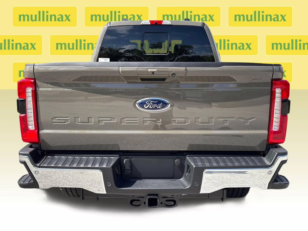 2026 Gray Ford Super Duty F-250 SRW Lariat 4X4 Truck