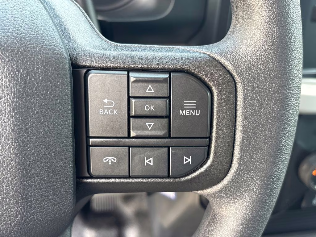 2026 Oxford White Ford Super Duty F-450 DRW 4X4 Chassis