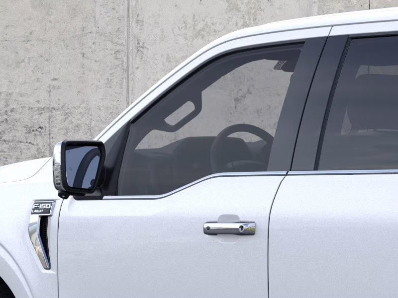 2026 Star White Metallic Tri-Coat Ford F-150 Lariat 4X4 Truck