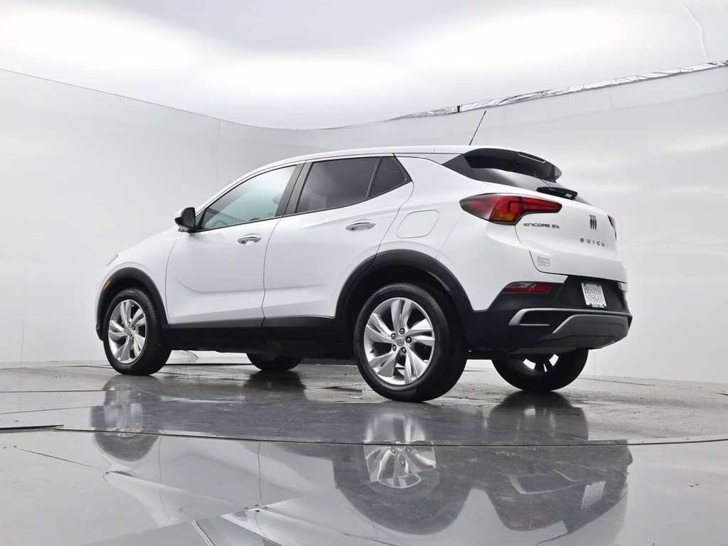 2024 Summit White Buick Encore GX Preferred FWD SUV