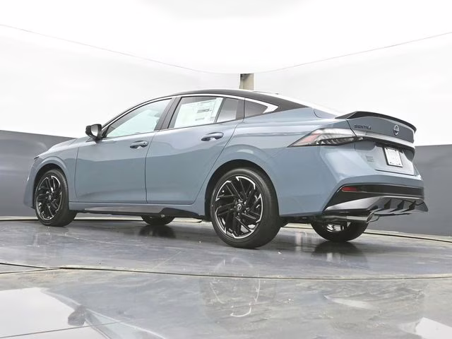 2026 Atlantic Gray/Super Black Nissan Sentra SR FWD Sedan