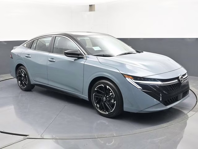 2026 Atlantic Gray/Super Black Nissan Sentra SR FWD Sedan