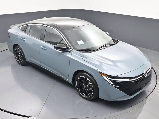 2026 Atlantic Gray/Super Black Nissan Sentra SR FWD Sedan