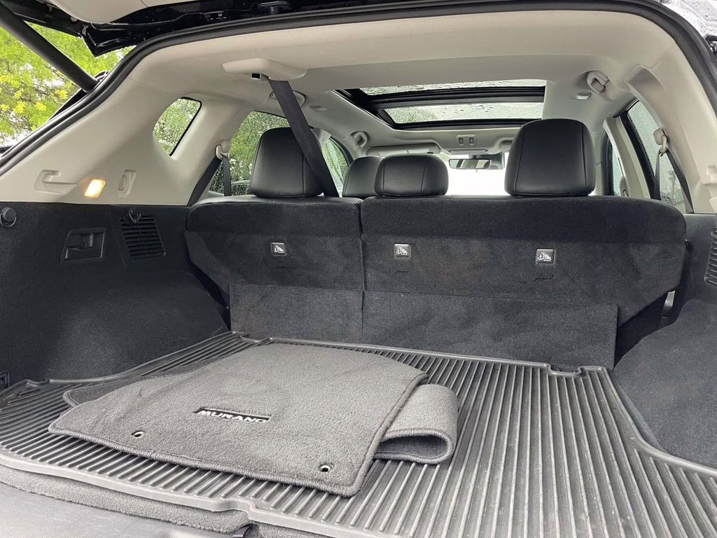 2024 Super Black Nissan Murano SL FWD SUV