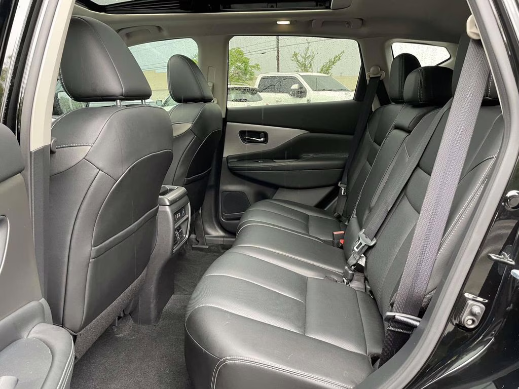 2024 Super Black Nissan Murano SL FWD SUV