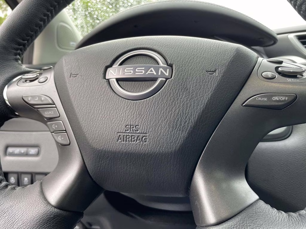 2024 Super Black Nissan Murano SL FWD SUV