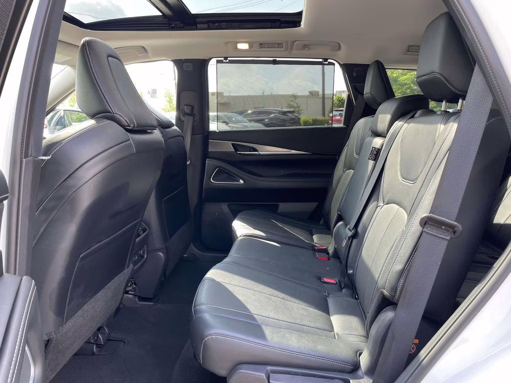 2023 Majestic White INFINITI QX60 LUXE FWD SUV