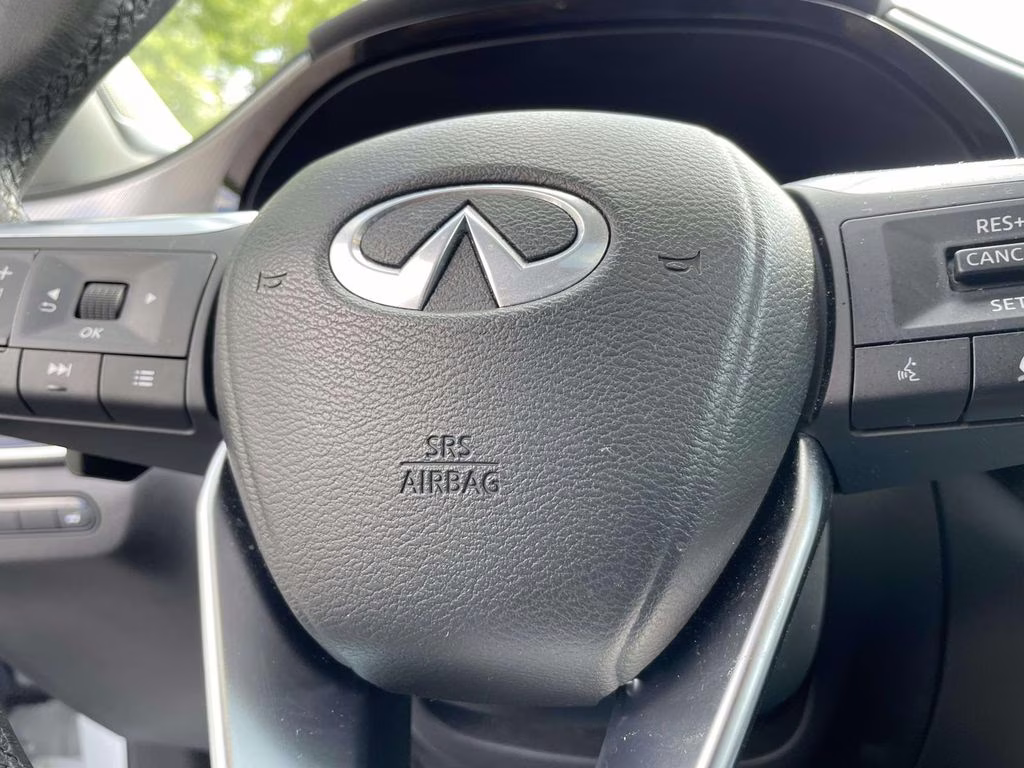 2023 Majestic White INFINITI QX60 LUXE FWD SUV