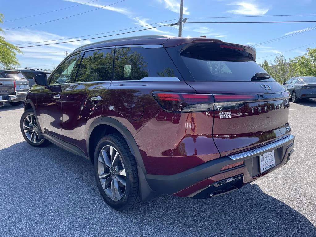 2023 Deep Bordeaux INFINITI QX60 LUXE FWD SUV