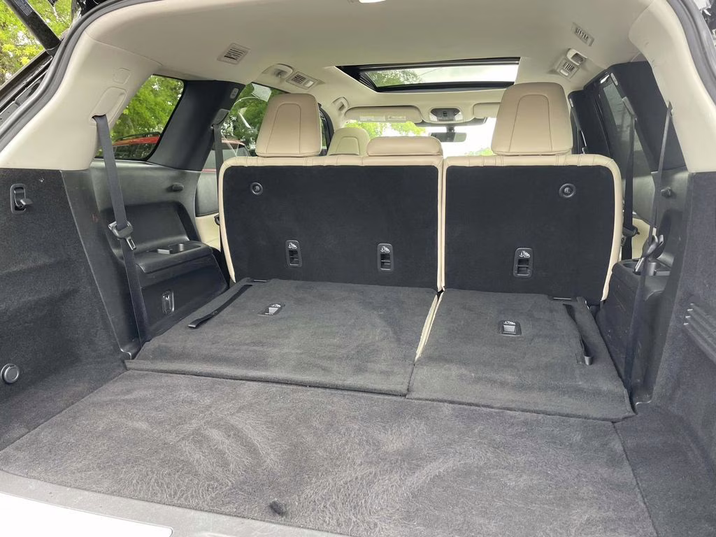 2023 Mineral Black INFINITI QX60 LUXE FWD SUV