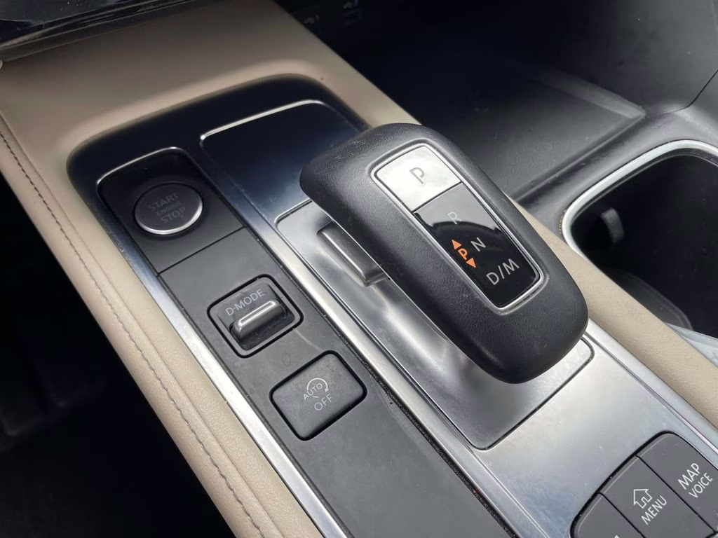 2023 Mineral Black INFINITI QX60 LUXE FWD SUV