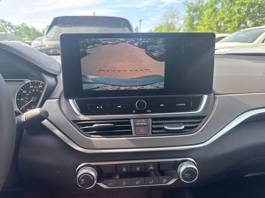 2026 Gray Sky/Super Black Nissan Altima 2.5 SR FWD Sedan