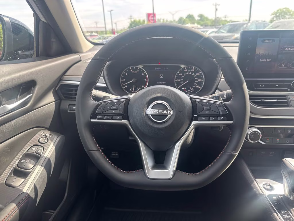2026 Gray Sky/Super Black Nissan Altima 2.5 SR FWD Sedan