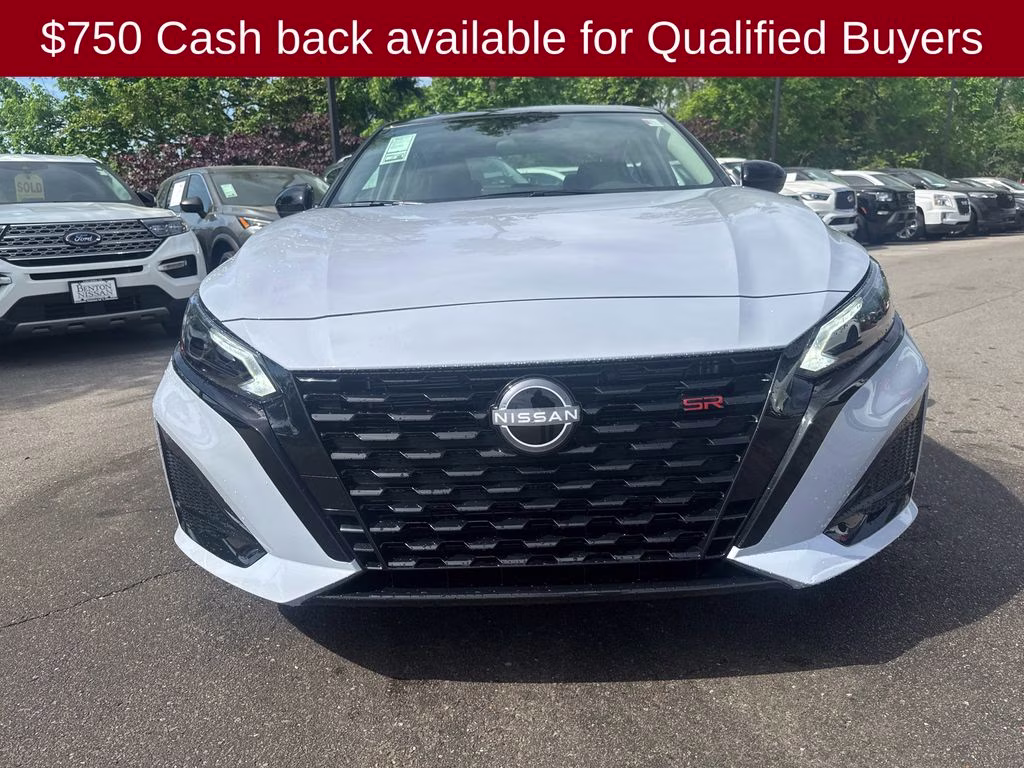 2026 Gray Sky/Super Black Nissan Altima 2.5 SR FWD Sedan