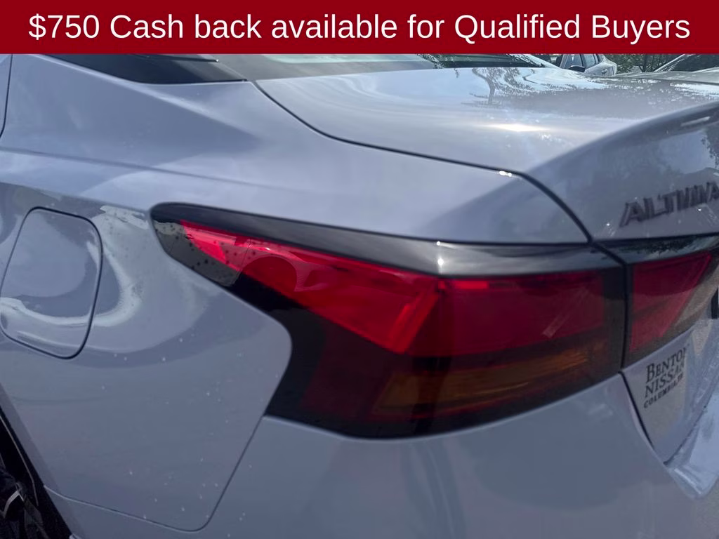 2026 Gray Sky/Super Black Nissan Altima 2.5 SR FWD Sedan