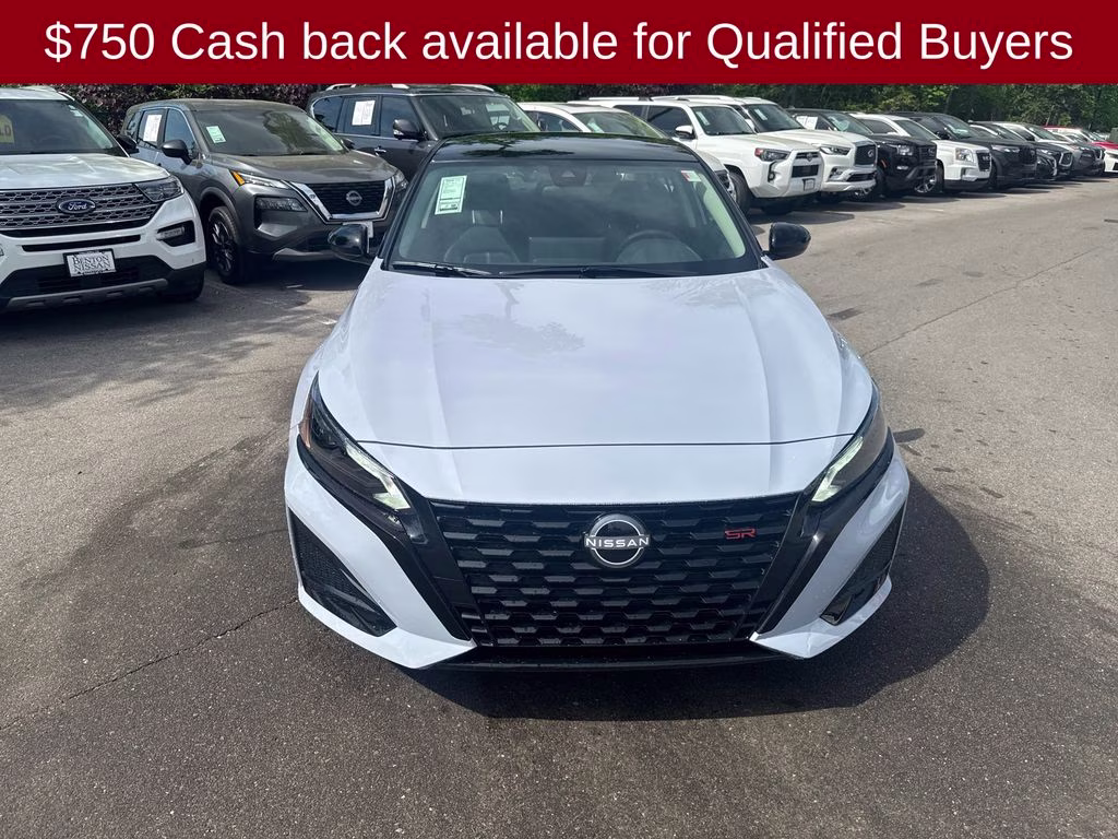 2026 Gray Sky/Super Black Nissan Altima 2.5 SR FWD Sedan