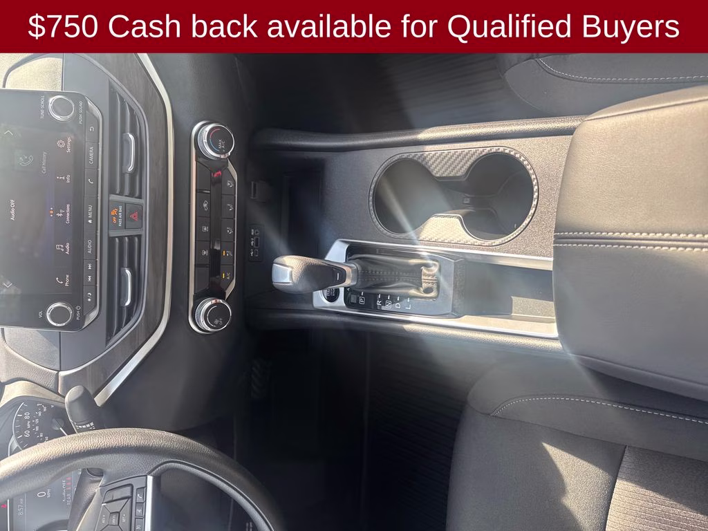 2026 Pearl White Tricoat Nissan Altima 2.5 SV FWD Sedan
