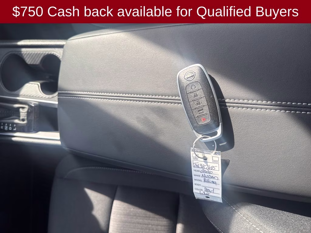 2026 Pearl White Tricoat Nissan Altima 2.5 SV FWD Sedan