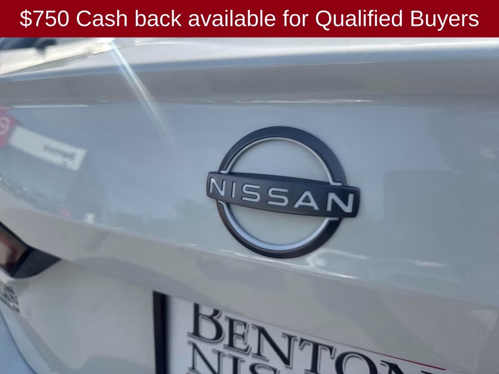 2026 Pearl White Tricoat Nissan Altima 2.5 SV FWD Sedan
