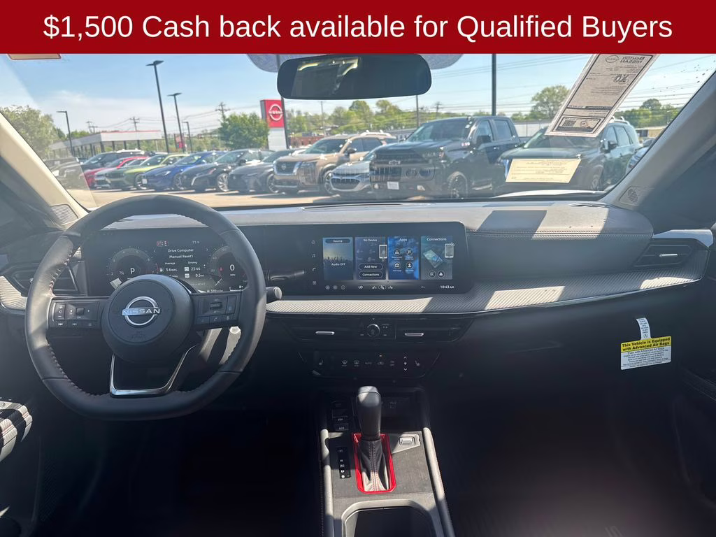 2026 Aspen White/Super Black Nissan Kicks SR FWD SUV