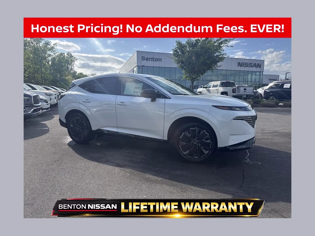2026 Everest White Pearl Tricoat Nissan Murano Platinum AWD SUV