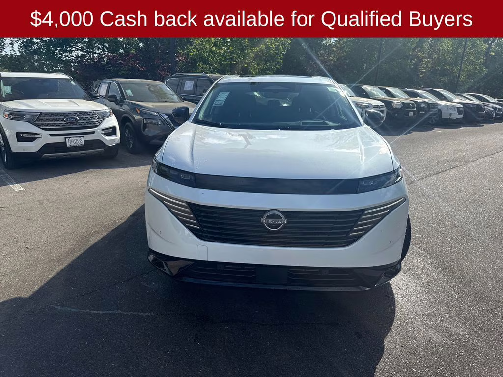 2026 Everest White Pearl Tricoat Nissan Murano Platinum AWD SUV