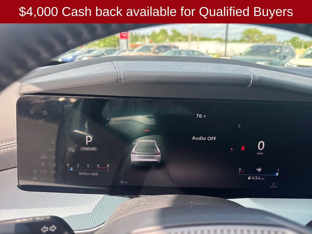 2026 Everest White Pearl Tricoat Nissan Murano Platinum AWD SUV