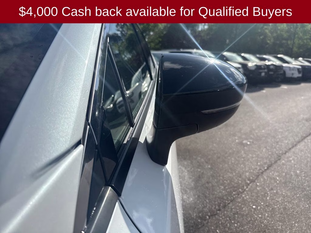 2026 Everest White Pearl Tricoat Nissan Murano Platinum AWD SUV