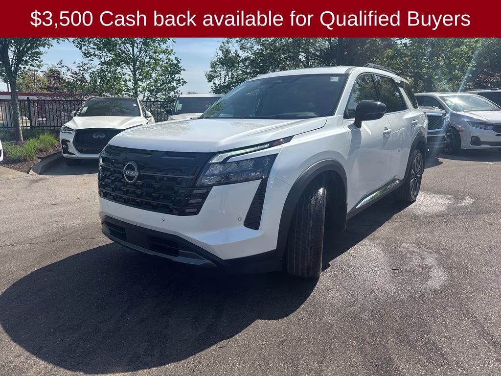 2026 Everest White Pearl Tricoat Nissan Pathfinder Platinum 4X4 SUV