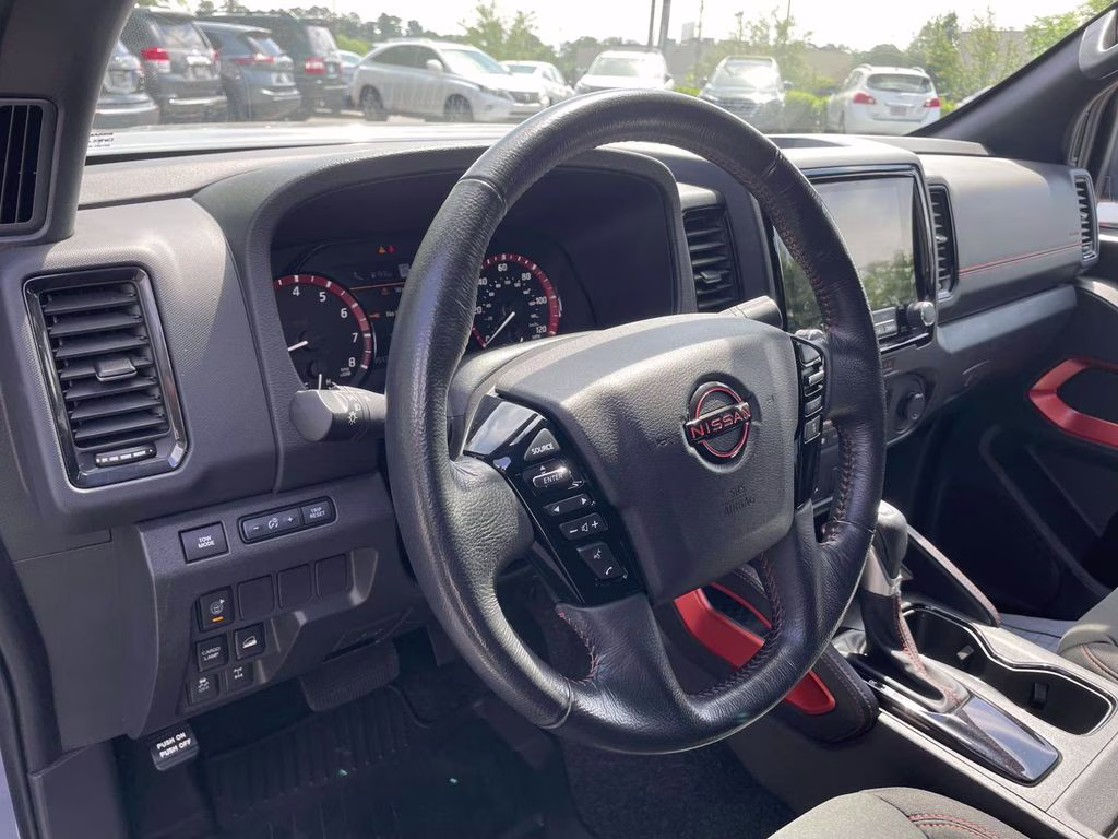 2024 Boulder Gray Pearl Nissan Frontier PRO-4X 4X4 Truck