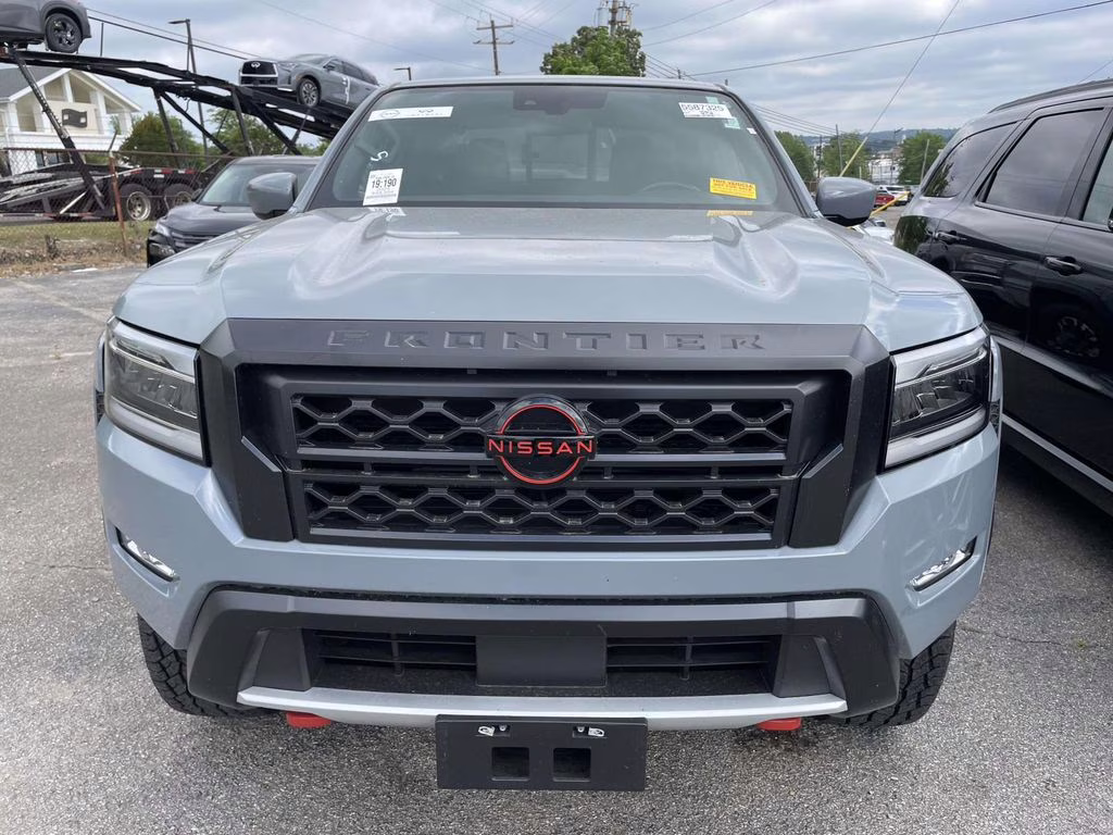 2024 Boulder Gray Pearl Nissan Frontier PRO-4X 4X4 Truck
