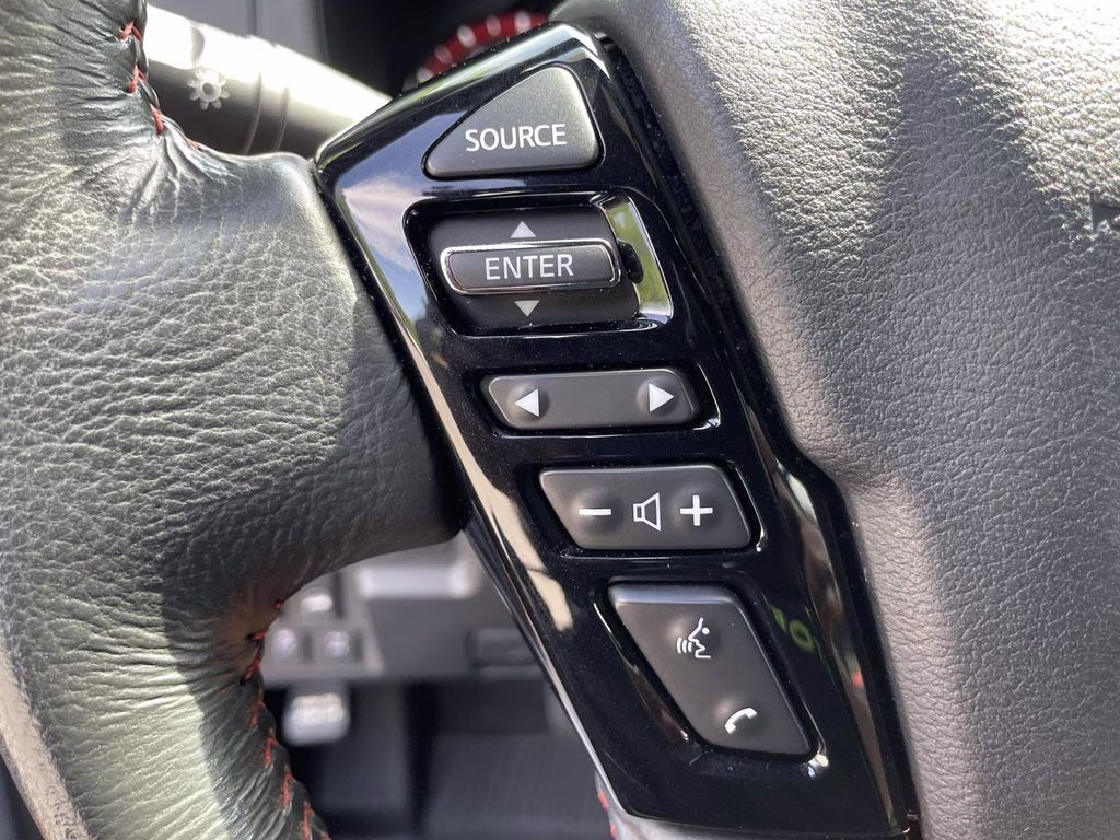 2024 Boulder Gray Pearl Nissan Frontier PRO-4X 4X4 Truck