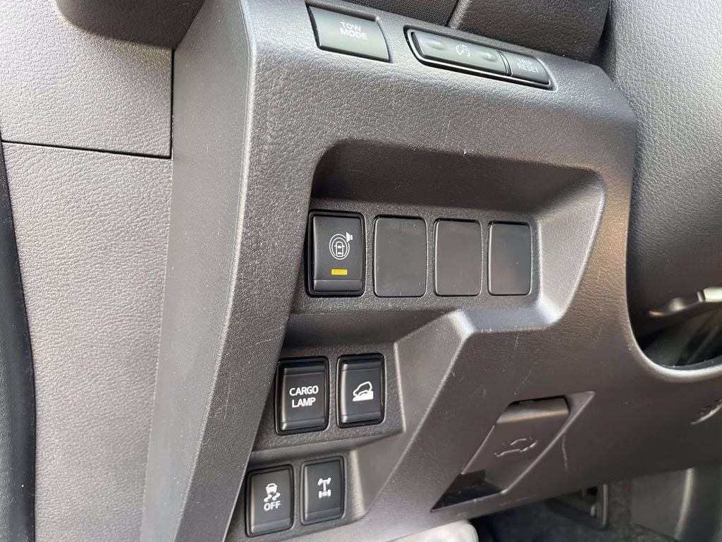2024 Boulder Gray Pearl Nissan Frontier PRO-4X 4X4 Truck